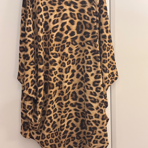 By Vinnik coloratura cape - Picture 5 of 7